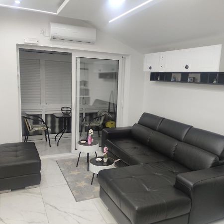 Studio 033 Budva Bagian luar foto